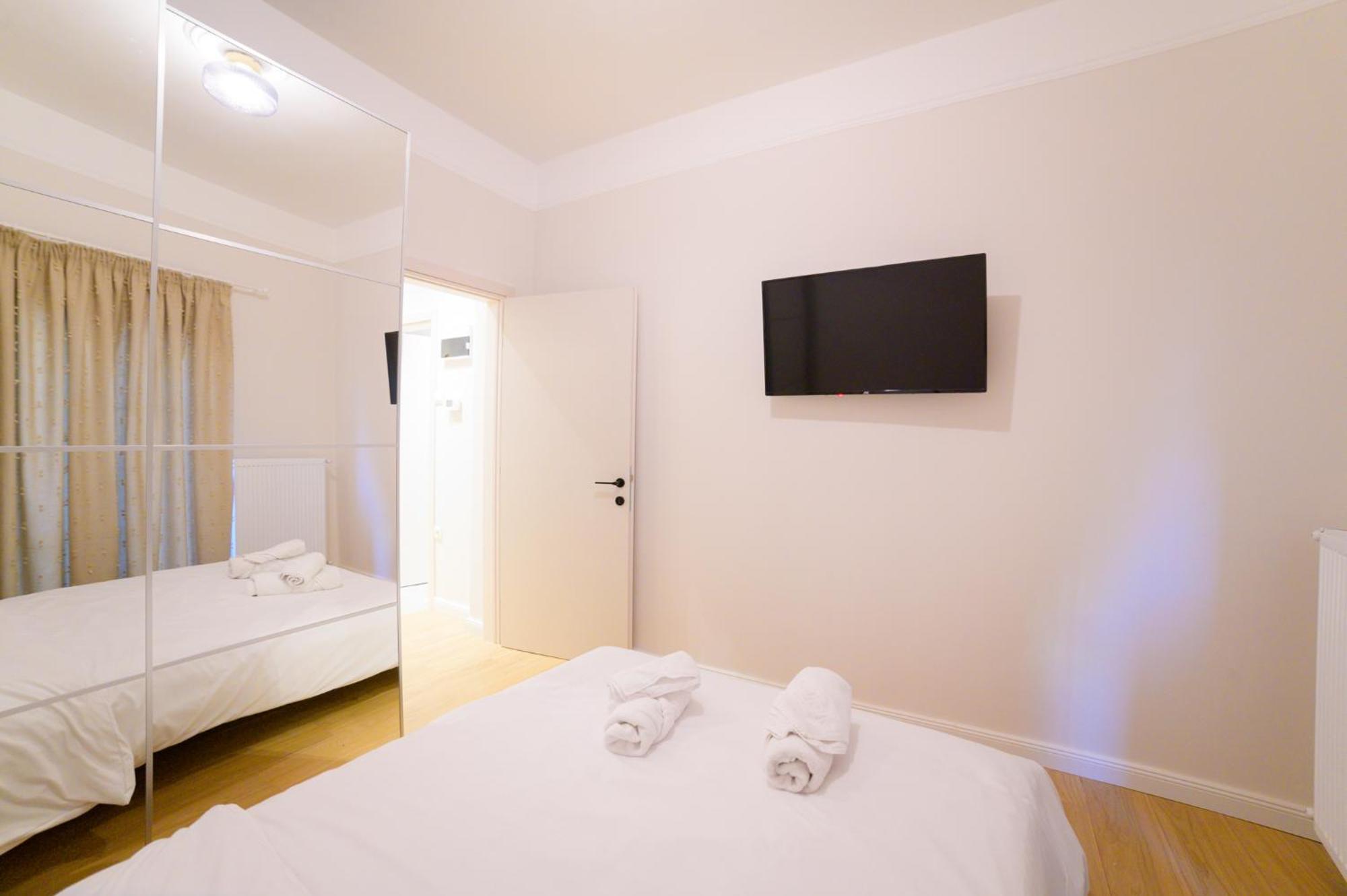 New Modern 2Nd Floor Apartment 塞萨洛尼基 外观 照片