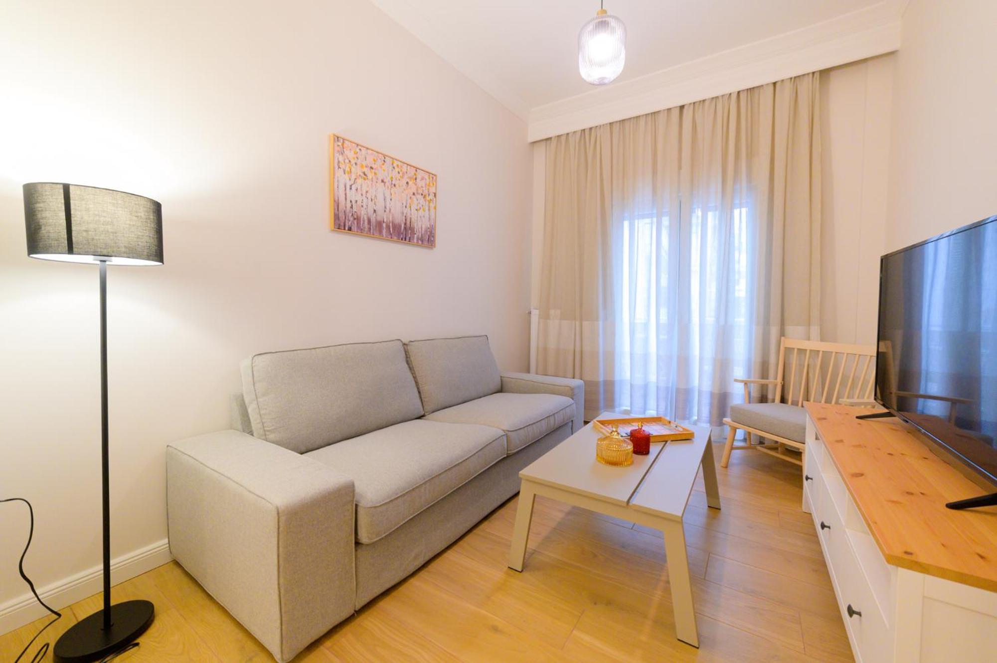 New Modern 2Nd Floor Apartment 塞萨洛尼基 外观 照片